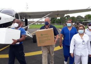 Coclé recibe segundas dosis para pacientes renales