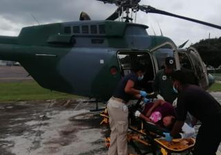 Realizan evacuación de embarazada desde Cerro Miguel, Coclé