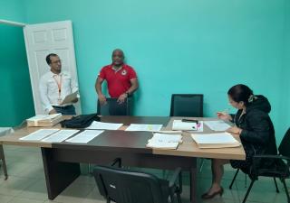 Evalúan expedientes clínicos en Coclé