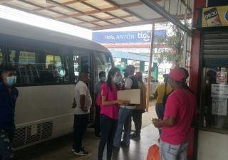 Funcionarios de Coclé realizan vigilancia a transportistas en Antón