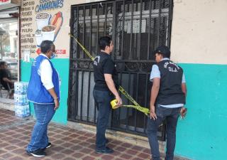 Autoridades de Salud en Colon ordenan cierre temporal de Farmacia