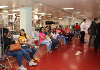 Barco Hospital inicia atención humanitaria en Colón