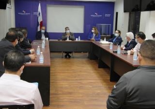 Ministro se reúne con Asesores técnicos de COVID