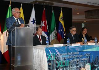 Actualización médica es prioridad para sistema de salud