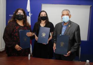 Preparan auto rápido para vacunación contra la COVID-19  