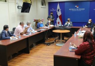 Ministro Sucre se reúne con Defensor del Pueblo para abordar temas de atención a migrantes