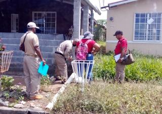 Operativo de erradicación del mosquito transmisor del dengue en el distrito de Arraiján