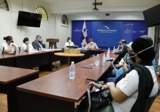 Minsa ejecuta estrategias para la atención y el abordaje integral de las víctimas por dietilenglicol
