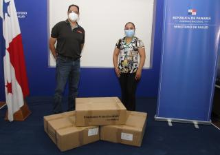 Grupo Lafayette dona 6 mil mascarillas quirúrgicas al MINSA