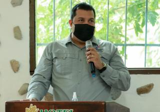 Contagios disminuyen en población mayor de 80 años 