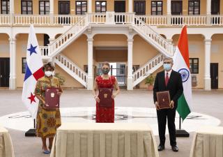 MINSA recibe donación de la Embajada de la India