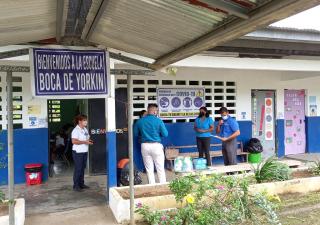 Comité de bioseguridad visita escuelas del área fronteriza en Bocas del Toro