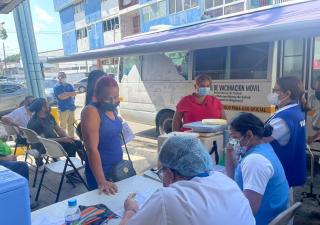 Servicios de Salud en feria afroantillana