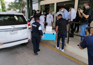  Herrera recibió 240 dosis de vacunas