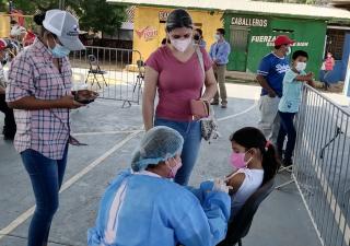 Continúa estrategia de vacunación a la población pediátrica en Herrera