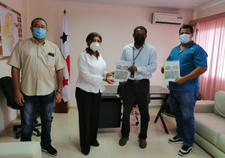 Transportistas en Herrera se convierten en promotores comunitarios de Salud.