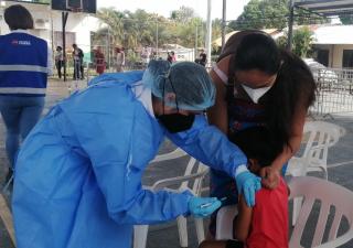Avanza estrategia de vacunación contra la Covid-19 en Herrera 