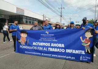 Minsa en Herrera participa en caminata contra el trabajo infantil