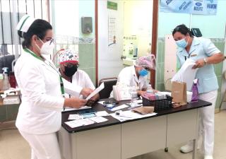 Avanza proceso de vacunación en Herrera
