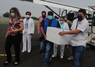 Herrera recibe nuevas dosis de vacunas Pfizer 