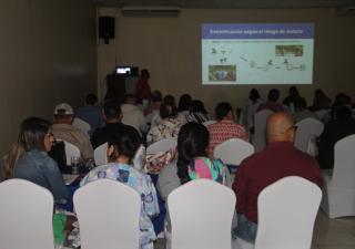 Realizan en Herrera capacitación para erradicación de la malaria