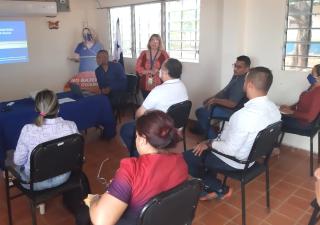 Reunión de evaluación de estrategias de salud en áreas rurales de Herrera