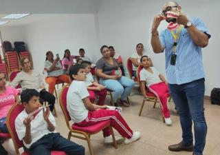 Niños del IPHE de Herrera se benefician con taller de Salud Bucal