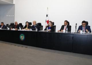 Discuten en primer debate modificación de la ley 1 de medicamentos