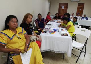 Mejoran atención a indígenas que laboran en cafetales 