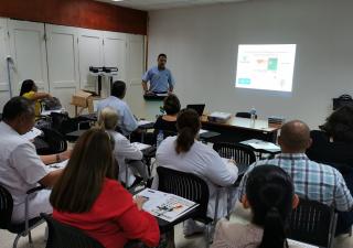 Región de salud de Los Santos recibe capacitación sobre trato humano