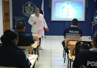 Capacitación de salud a policías en Bocas del Toro