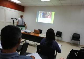 En Los Santos se capacita a tecnólogos médicos