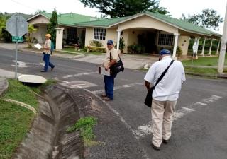 Operativo contra el dengue en Los Santos