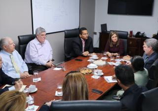 Ministra invita a entidades privadas que prestan servicios de salud a sumarse a las estrategias contra coronavirus