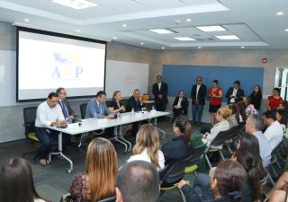 Autoridades del MINSA se reúnen con empresarios y residentes en Panamá Pacífico