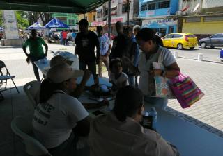 Colón realizó feria de la Salud.