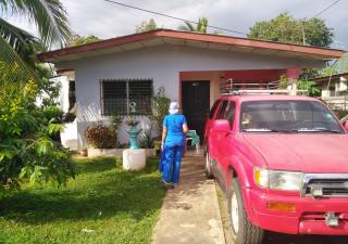 EUT en Herrera entregan kits Protégete Panamá 