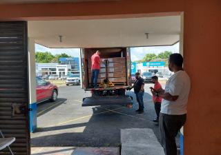 Entregan insumos para reforzar cadena de frio en Panamá Este 