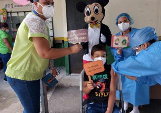 Continúa vacunación pediátrica en Panamá Este 