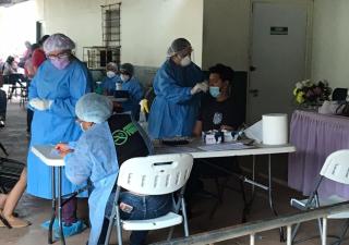 Continúa aplicación de dosis contra la Covid-19 e influenza en Coclé 