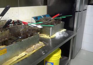 Inspectores  siguen encontrando deficiencias sanitarias en operativos