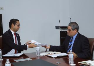 MINSA, Ifarhu y Colegio Médico de Panamá afinan acuerdo de becas