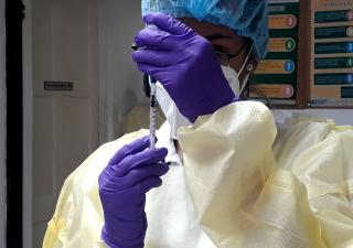 Aplican segundas dosis a pacientes en Taboga