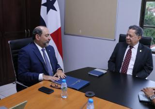 Reunión de acercamiento entre MINSA y MIDES para fortalecer el Programa de Padrino Empresario
