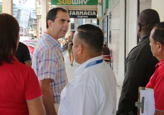 Farmacia y Drogas realiza operativo en La Gran Estación de San Miguelito
