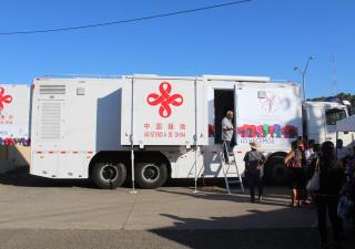 Gira médica Integral y salud Sobre Ruedas del despacho de la primera dama benefician a más de 200 personas en la comunidad de Alto Los Ruices del distrito de Las Palmas
