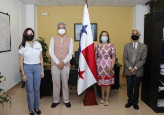 Embajador de la India se reunió con la directora de Farmacia y drogas del MINSA