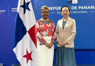 Minsa Panamá Este entrega las primeras prótesis dentales del Programa Sonrisa de Mujer 