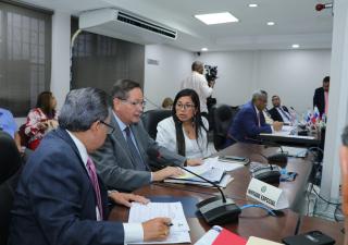 El Minsa recomienda a la población mantenerse hidratada durante la época de verano