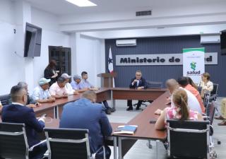 Viceministro de Salud encargado recibe a representantes de corregimientos de Soná y Dolega